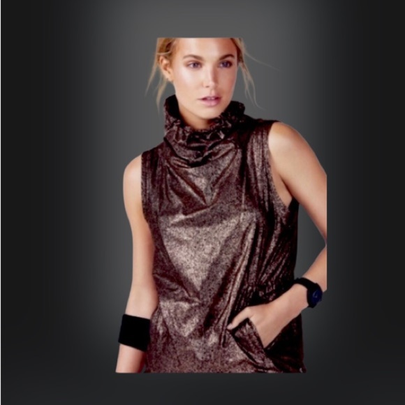 Fabletics Tops - Fabletics top metallic bronzey copper tank top. EUC